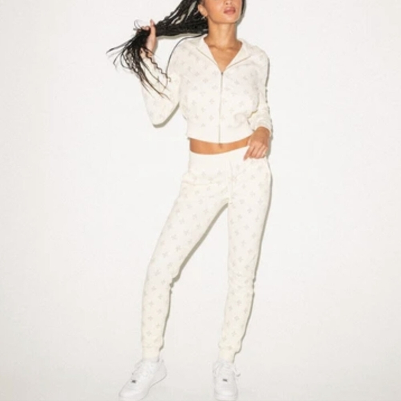 OVO Waffle Zip Hoodie and Pants Cream Set - Picture 2 of 7